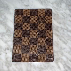Louis Vuitton card case